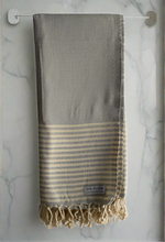 Load image into Gallery viewer, Honeycomb Stripy Light Grey Turkish Towel Throw Silk Dervish Turkish Cotton Towels
